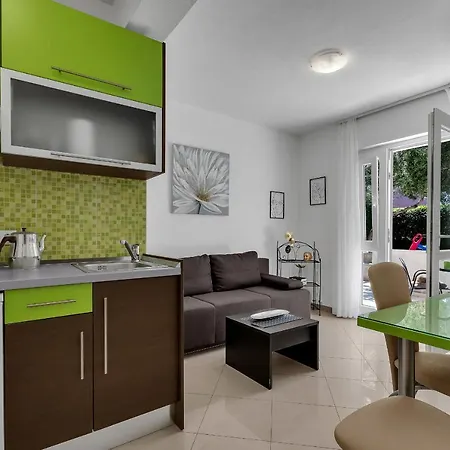 Apartments Marinero Makarska Exterior photo
