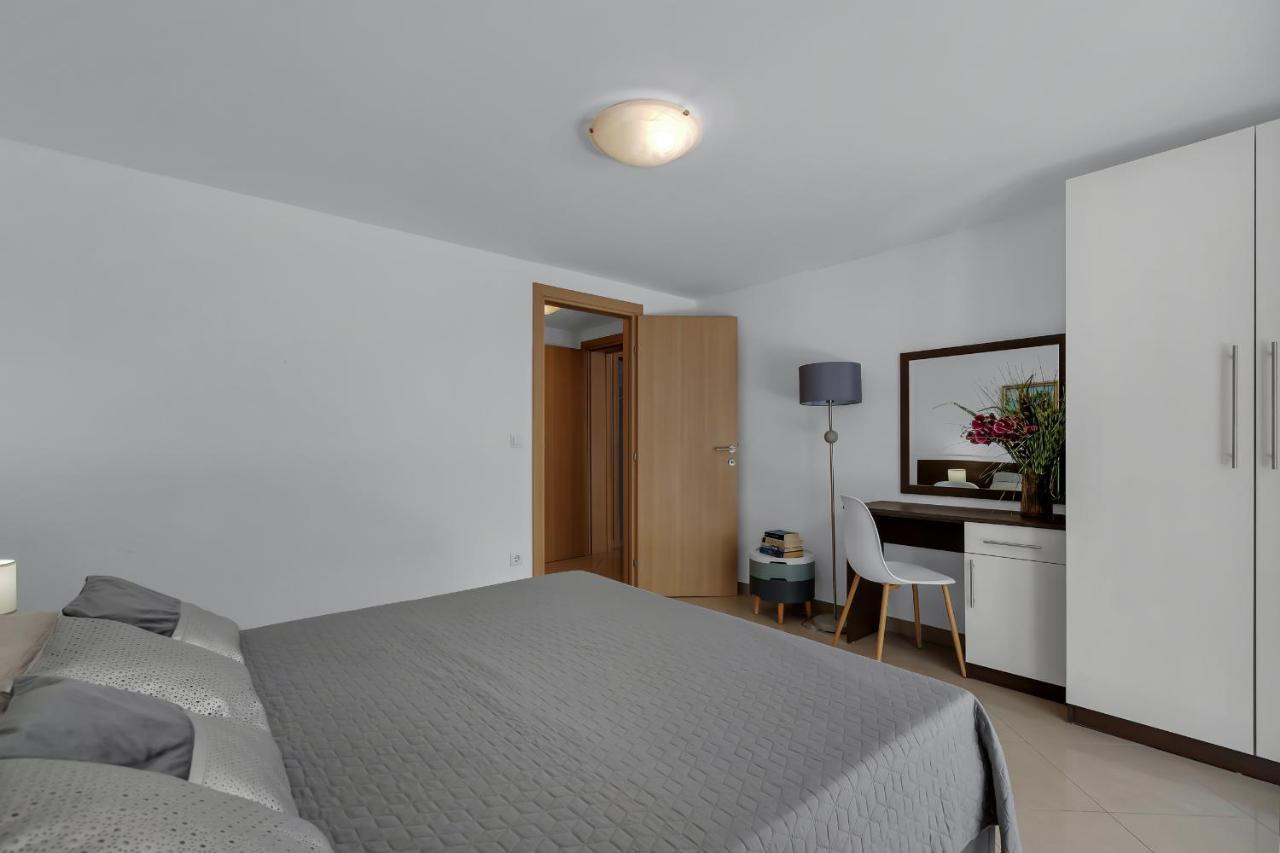 Apartment Marinero